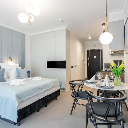 Direkt An Der Promenade In Swinemuende By Interhome 아파트 Chorzemin